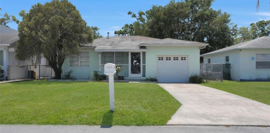 Villa ou maison à Gulfport, Floride 2 chambres, 81.75 m2 № 1642118
