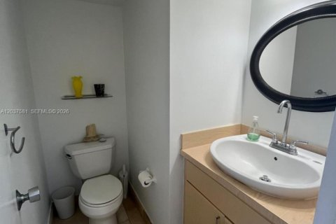 Copropriété à louer à North Miami Beach, Floride: 1 chambre, 78.22 m2 № 2334608 - photo 9