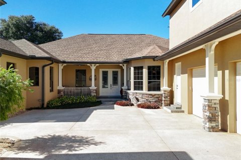 Villa ou maison à vendre à Umatilla, Floride: 4 chambres, 364.83 m2 № 1544084 - photo 9