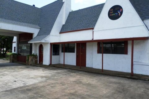 Купить коммерческую недвижимость в Даннеллон, Флорида № 1908048 - фото 1