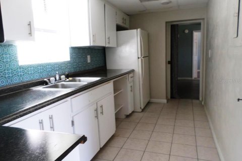 Купить коммерческую недвижимость в Даннеллон, Флорида № 1908048 - фото 9