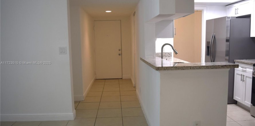 Condo à Tamarac, Floride, 2 chambres № 1934359