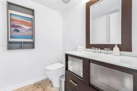 Купить кондоминиум в Майами-Бич, Флорида 2 спальни, 134.24м2, № 1974742 - фото 13