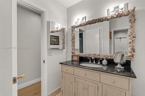 Casa en venta en Key Biscayne, Florida, 5 dormitorios, 325.99 m2 № 2057416 - foto 15