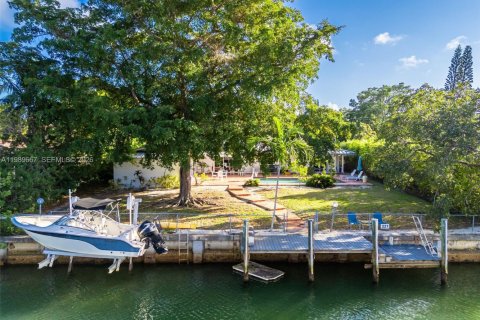 Casa en venta en Key Biscayne, Florida, 5 dormitorios, 325.99 m2 № 2057416 - foto 27