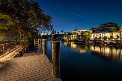 Casa en venta en Key Biscayne, Florida, 5 dormitorios, 325.99 m2 № 2057416 - foto 30