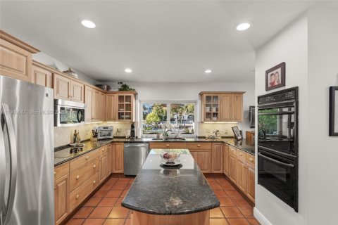 Casa en venta en Key Biscayne, Florida, 5 dormitorios, 325.99 m2 № 2057416 - foto 8