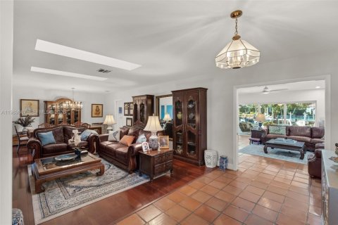 Casa en venta en Key Biscayne, Florida, 5 dormitorios, 325.99 m2 № 2057416 - foto 4