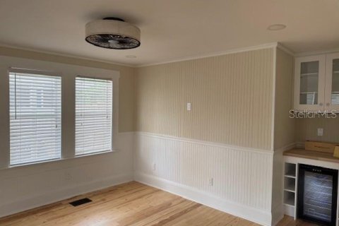 House in Tampa, Florida 5 bedrooms, 203.92 sq.m. № 1786018 - photo 8