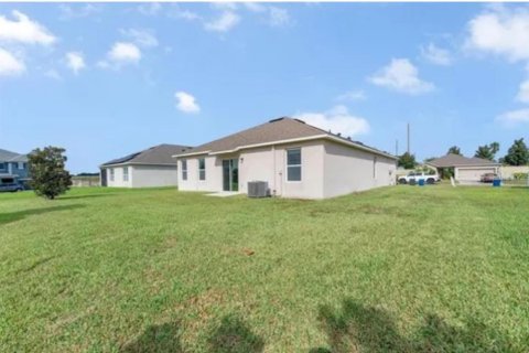 House in Lake Alfred, Florida 3 bedrooms, 148.64 sq.m. № 2115938 - photo 27