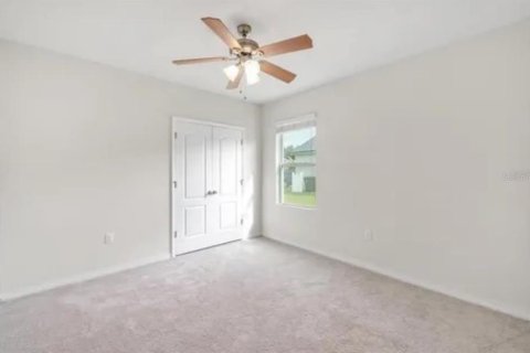 House in Lake Alfred, Florida 3 bedrooms, 148.64 sq.m. № 2115938 - photo 18