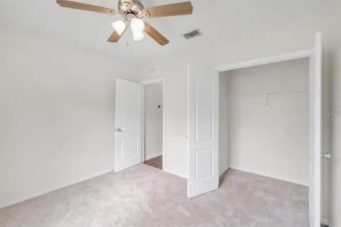 House in Lake Alfred, Florida 3 bedrooms, 148.64 sq.m. № 2115938 - photo 17