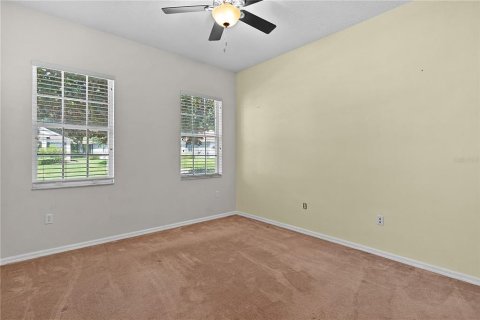 House in Clermont, Florida 2 bedrooms, 177.26 sq.m. № 1851434 - photo 23