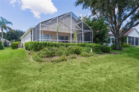 House in Clermont, Florida 2 bedrooms, 177.26 sq.m. № 1851434 - photo 5