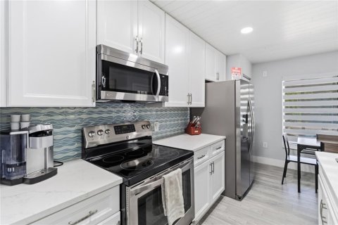 Villa ou maison à louer à Davenport, Floride: 3 chambres, 142.51 m2 № 2431165 - photo 13