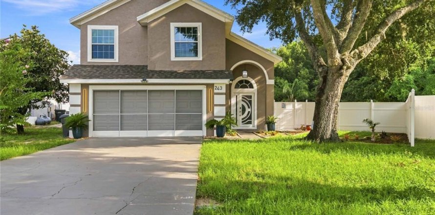 Villa ou maison à Davenport, Floride 3 chambres, 142.51 m2 № 2431165