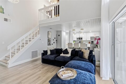Villa ou maison à louer à Davenport, Floride: 3 chambres, 142.51 m2 № 2431165 - photo 8