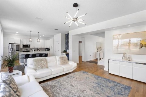 House in Kissimmee, Florida 6 bedrooms, 288.74 sq.m. № 1089672 - photo 15