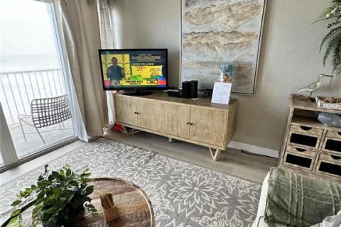 Condo à New Smyrna Beach, Floride, 2 chambres  № 2125434