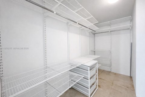 Снять в аренду кондоминиум в Майами, Флорида 2 спальни, 136.29м2, № 2043866 - фото 11