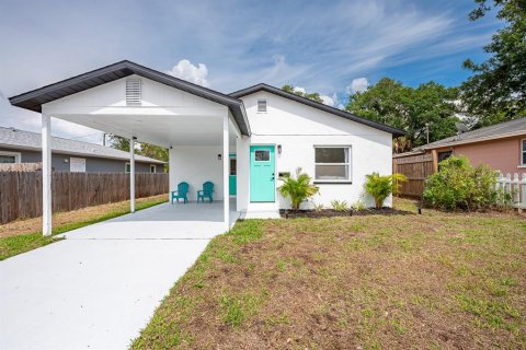 Casa en venta en Saint Petersburg, Florida, 3 dormitorios, 97.55 m2 № 1905356 - foto 2