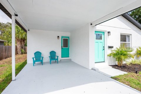 Casa en venta en Saint Petersburg, Florida, 3 dormitorios, 97.55 m2 № 1905356 - foto 4
