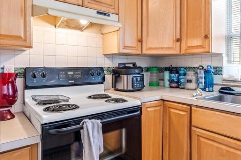 Propiedad comercial en venta en Palm Coast, Florida, 228.73 m2 № 1918828 - foto 6