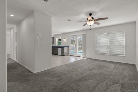Casa en venta en Inverness, Florida, 3 dormitorios, 214.42 m2 № 2142531 - foto 18