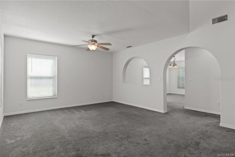 Casa en venta en Inverness, Florida, 3 dormitorios, 214.42 m2 № 2142531 - foto 6