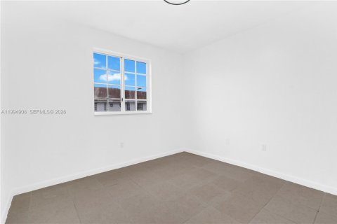 Townhouse in Miami Gardens, Florida 3 bedrooms, 131.83 sq.m. № 2058802 - photo 20