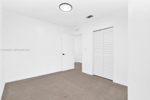 Townhouse in Miami Gardens, Florida 3 bedrooms, 131.83 sq.m. № 2058802 - photo 24
