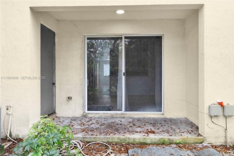 Townhouse in Miami Gardens, Florida 3 bedrooms, 131.83 sq.m. № 2058802 - photo 30