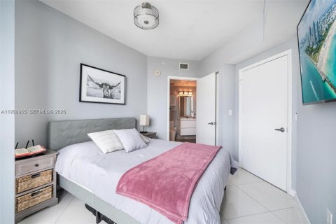 Купить кондоминиум в Майами, Флорида 2 спальни, 95.69м2, № 2055206 - фото 16