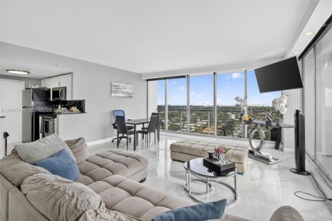 Condominio en venta en Hollywood, Florida, 1 dormitorio, 87.7 m2 № 2009600 - foto 6