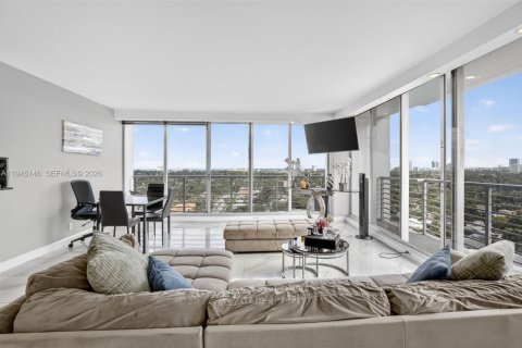Condominio en venta en Hollywood, Florida, 1 dormitorio, 87.7 m2 № 2009600 - foto 10