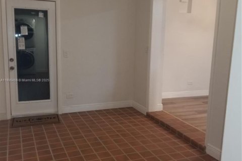 Villa ou maison à louer à Miami, Floride: 3 chambres, 154.22 m2 № 1946472 - photo 19