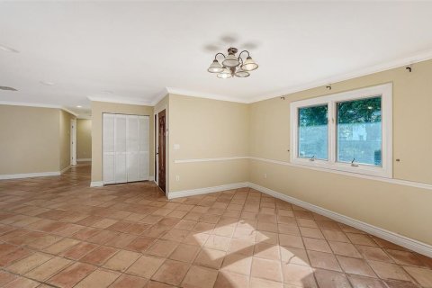 House in Bradenton, Florida 5 bedrooms, 266.26 sq.m. № 2094554 - photo 15
