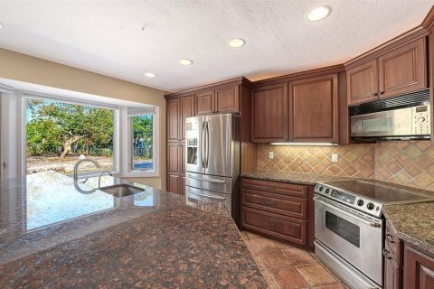 House in Bradenton, Florida 5 bedrooms, 266.26 sq.m. № 2094554 - photo 22
