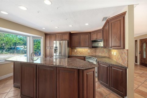 House in Bradenton, Florida 5 bedrooms, 266.26 sq.m. № 2094554 - photo 24