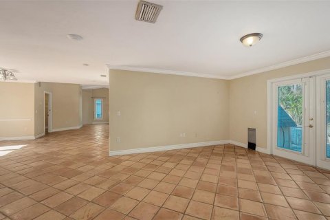 House in Bradenton, Florida 5 bedrooms, 266.26 sq.m. № 2094554 - photo 16