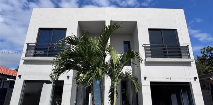 Touwnhouse à Miami, Floride 3 chambres, 207.82 m2 № 2004975