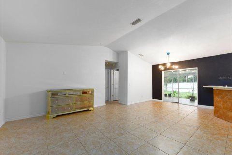 Villa ou maison à vendre à North Port, Floride: 3 chambres, 111.02 m2 № 2218863 - photo 6