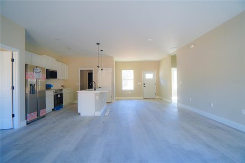 Villa ou maison à vendre à Ocala, Floride: 4 chambres, 160.72 m2 № 2140671 - photo 4