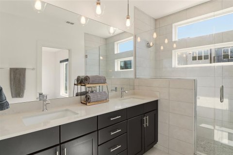 Townhouse in Gainesville, Florida 3 bedrooms, 152.36 sq.m. № 2222621 - photo 24