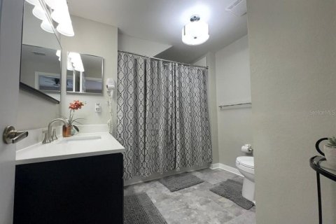 Condo in Kissimmee, Florida, 4 bedrooms № 2224869 - photo 17
