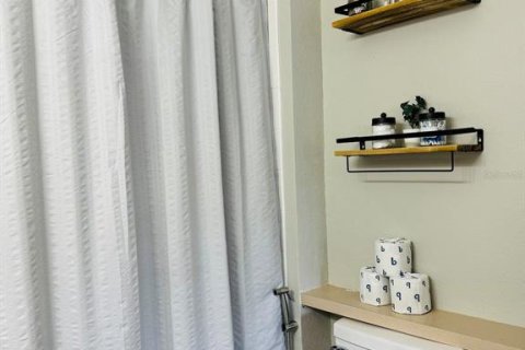 Condo in Kissimmee, Florida, 4 bedrooms № 2224869 - photo 22