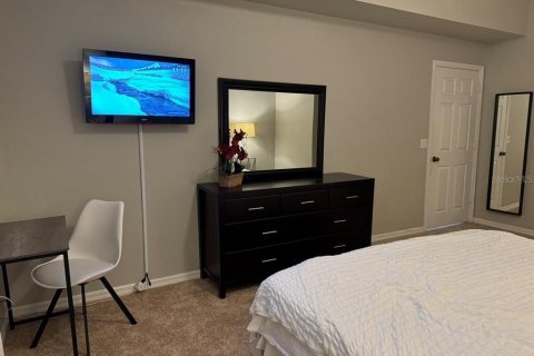 Condo in Kissimmee, Florida, 4 bedrooms № 2224869 - photo 14