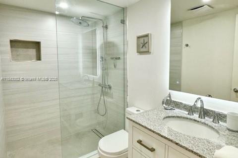 Condo in Naples, Florida, 2 bedrooms  № 1878797 - photo 22