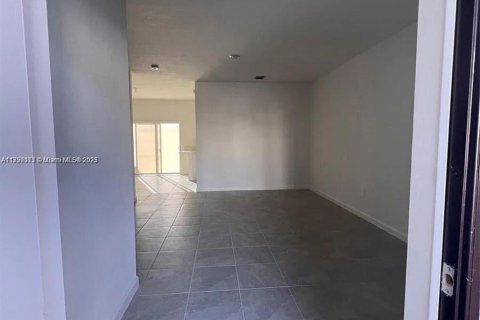 Condo in Homestead, Florida, 3 bedrooms № 1712028 - photo 8