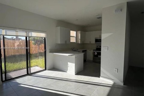 Condo in Homestead, Florida, 3 bedrooms № 1712028 - photo 10